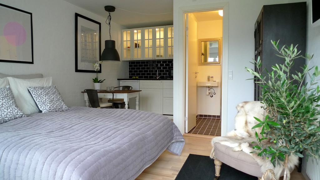 Dragondrum Bed & Kitchen Ullerslev 外观 照片